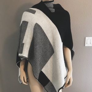 Cocogio Shawl